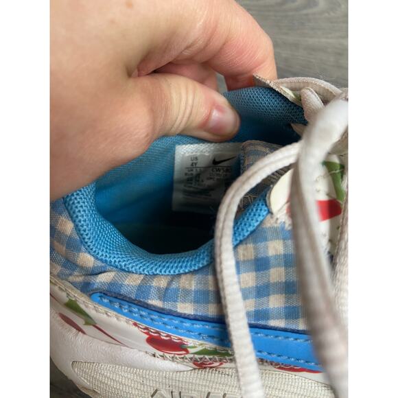 Nike Air Max Excee GS 'Cherry' CW5807-100 Youth Size 4Y Slip On Sneakers - Picture 7 of 8